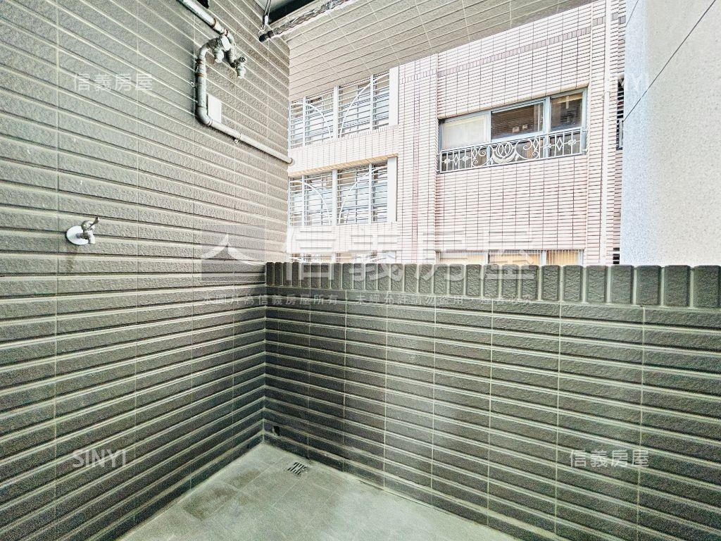 藍天白雲靜巷新屋高樓三房房屋室內格局與周邊環境