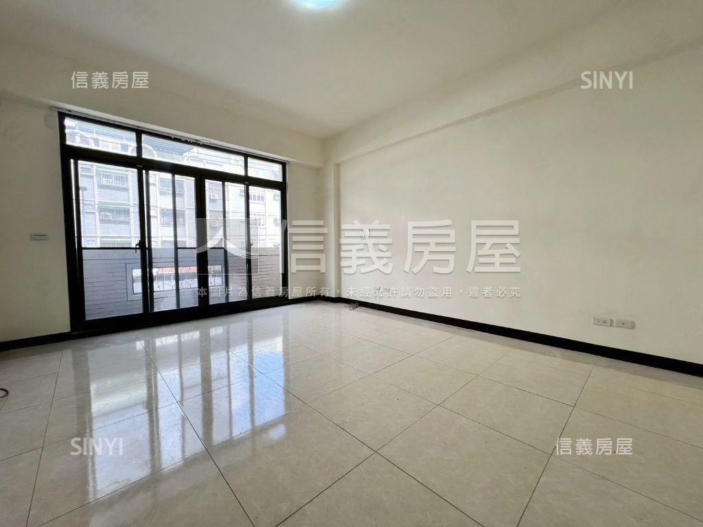 臨約１２米路金店墅房屋室內格局與周邊環境