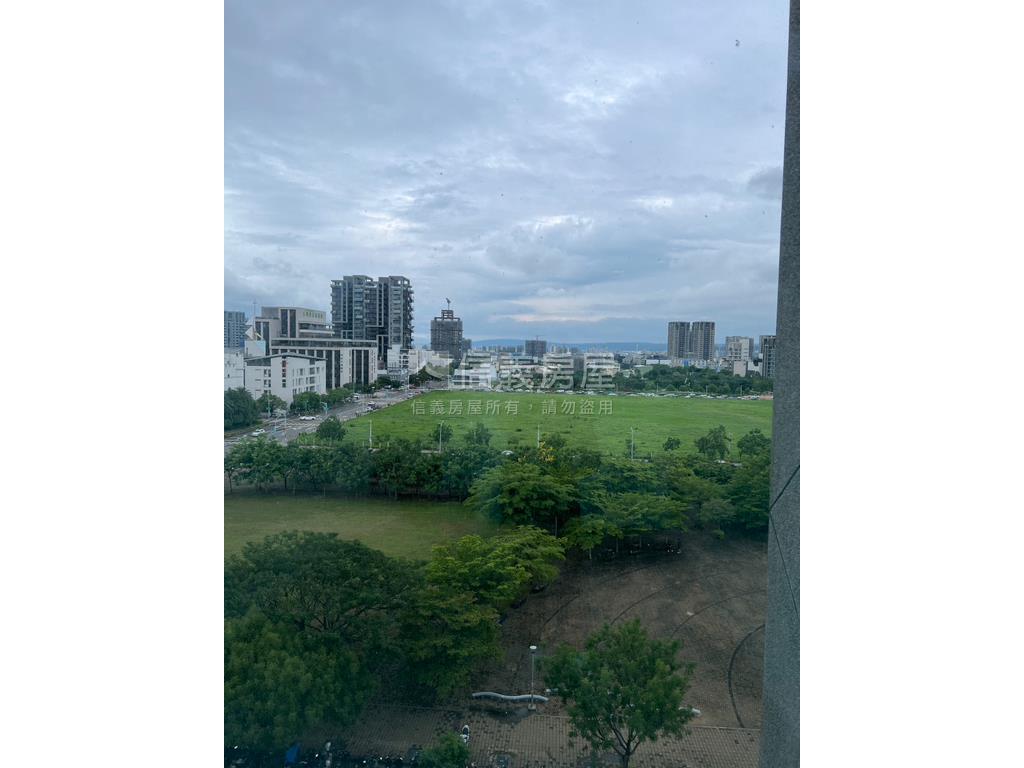 可看屋ＶＩＳＩＯＮ３６０房屋室內格局與周邊環境