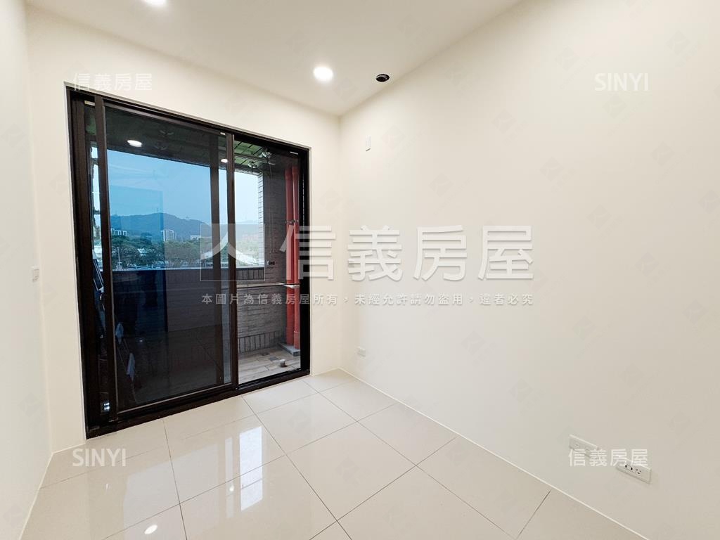 買方服務費１％家泰明心房屋室內格局與周邊環境