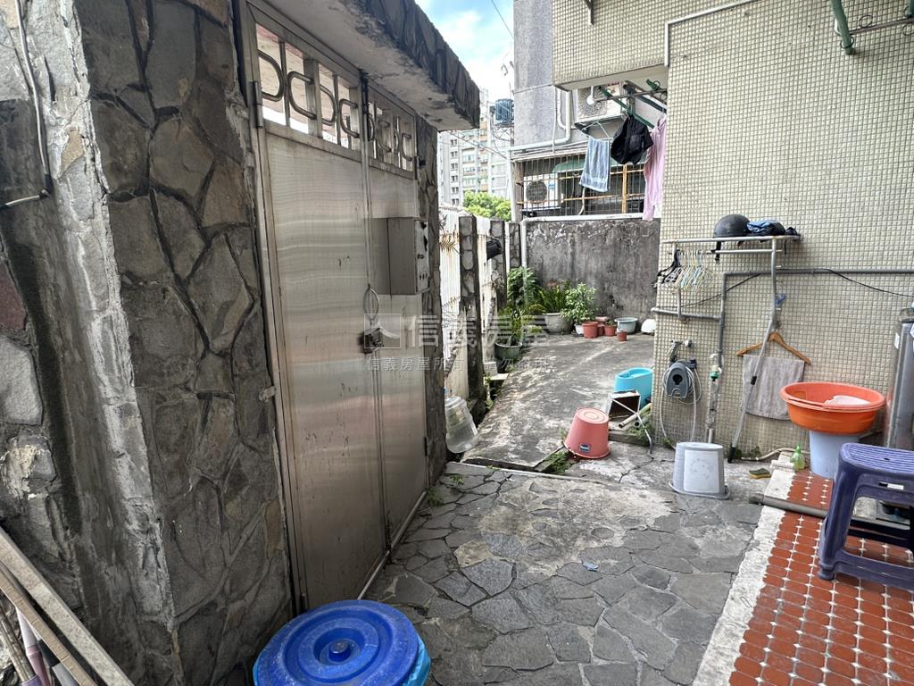 士林紙廠旁大土地一樓房屋室內格局與周邊環境