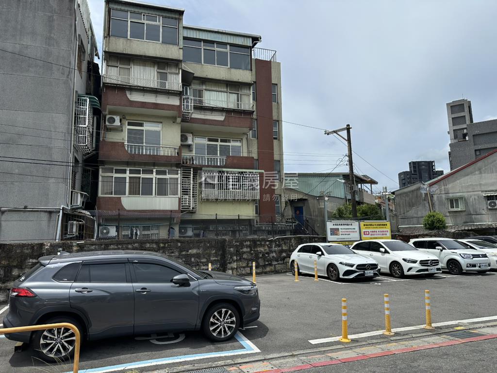 士林紙廠旁大土地一樓房屋室內格局與周邊環境