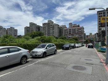 士林紙廠旁大土地一樓