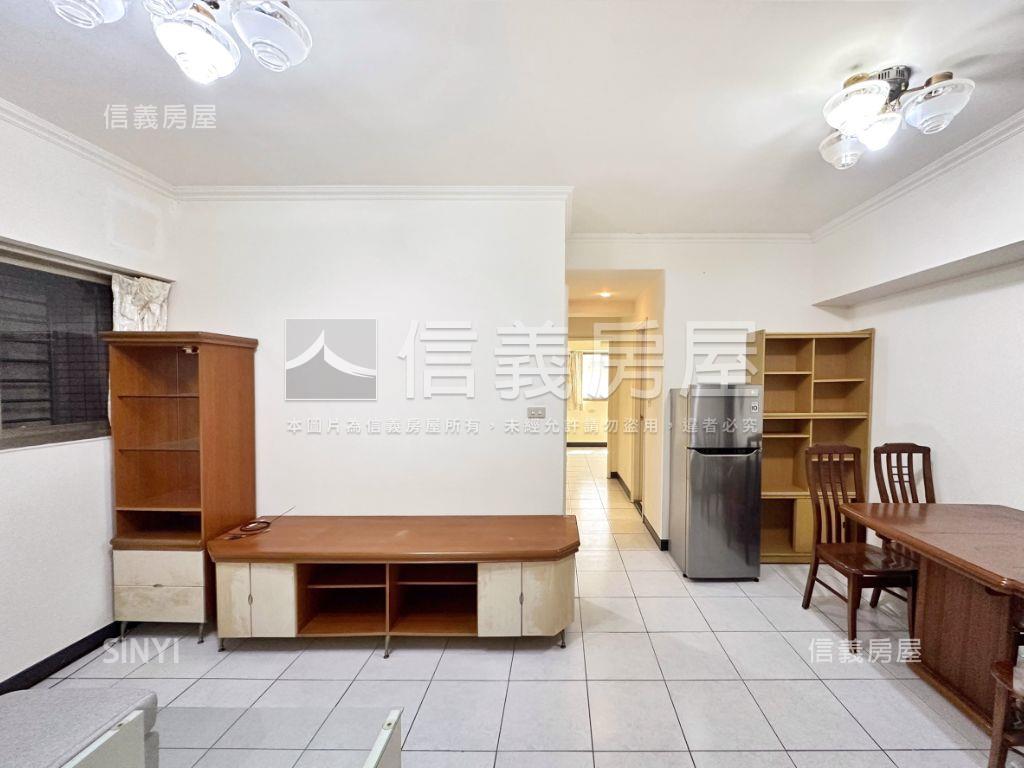 冠倫頂客‧優質２房房屋室內格局與周邊環境