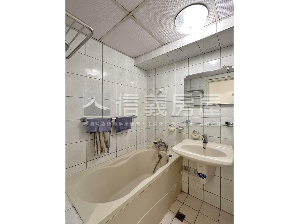 冠倫頂客‧優質２房房屋室內格局與周邊環境