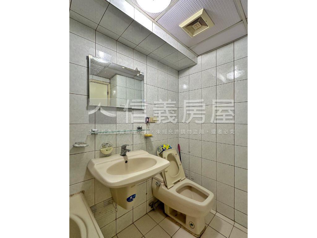 冠倫頂客‧優質２房房屋室內格局與周邊環境