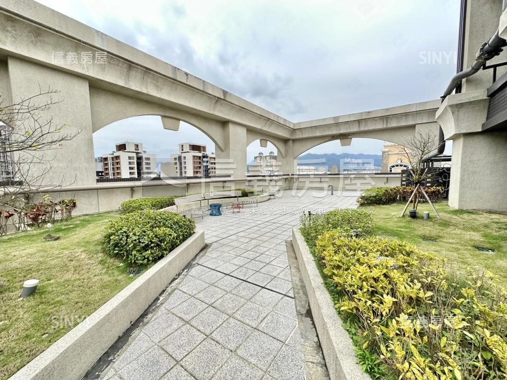 ☆全新未住電梯２房房屋室內格局與周邊環境