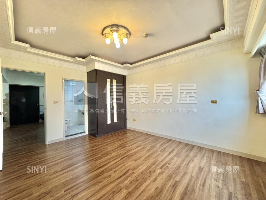 輕軌旁近英明市場翻新兩房房屋室內格局與周邊環境