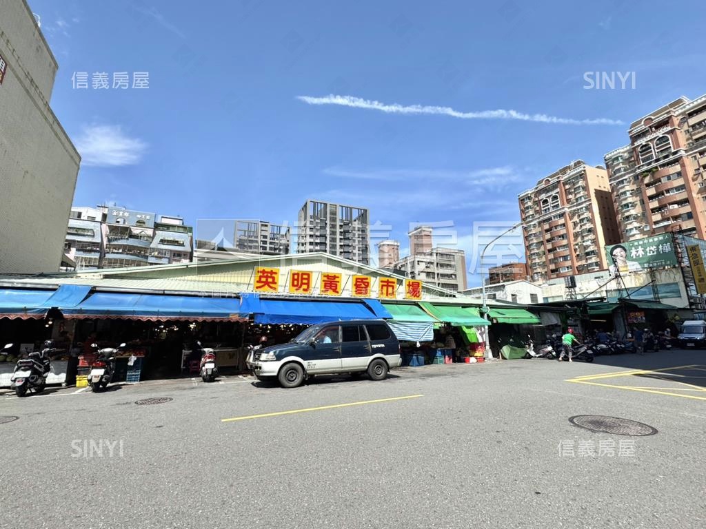 輕軌旁近英明市場翻新兩房房屋室內格局與周邊環境