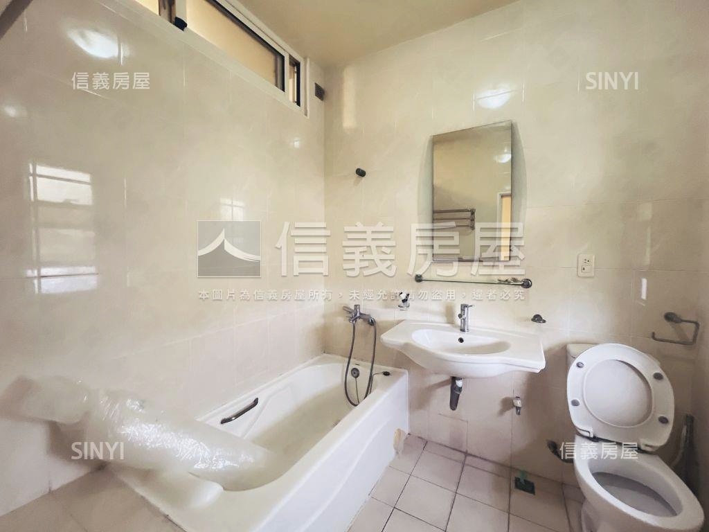 文化中心採光三房房屋室內格局與周邊環境