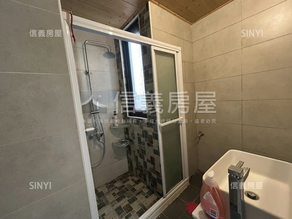 近大庄三房溫馨有車位房屋室內格局與周邊環境