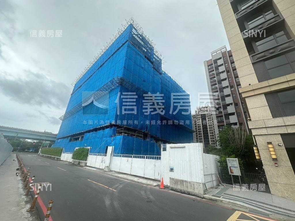 低總價兩房平面車位房屋室內格局與周邊環境