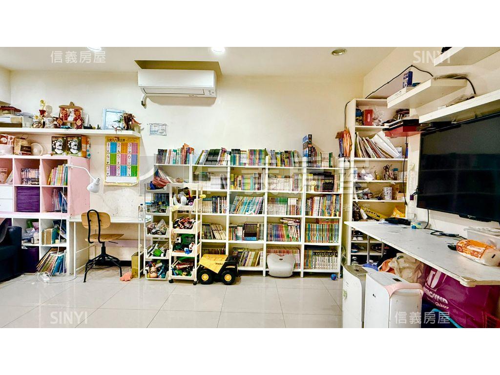 皇翔書香＊兩房車位房屋室內格局與周邊環境