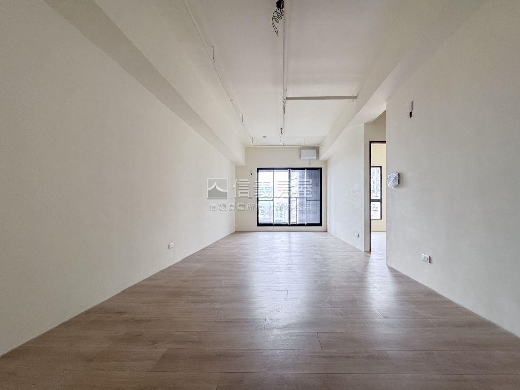 聚吉第Ｂ１次頂樓三房房屋室內格局與周邊環境