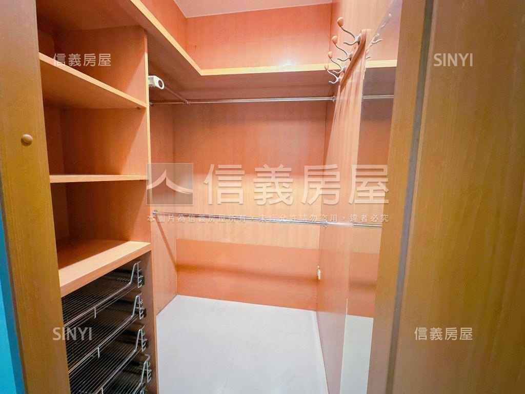 捷運收租景觀邊間頂加房屋室內格局與周邊環境