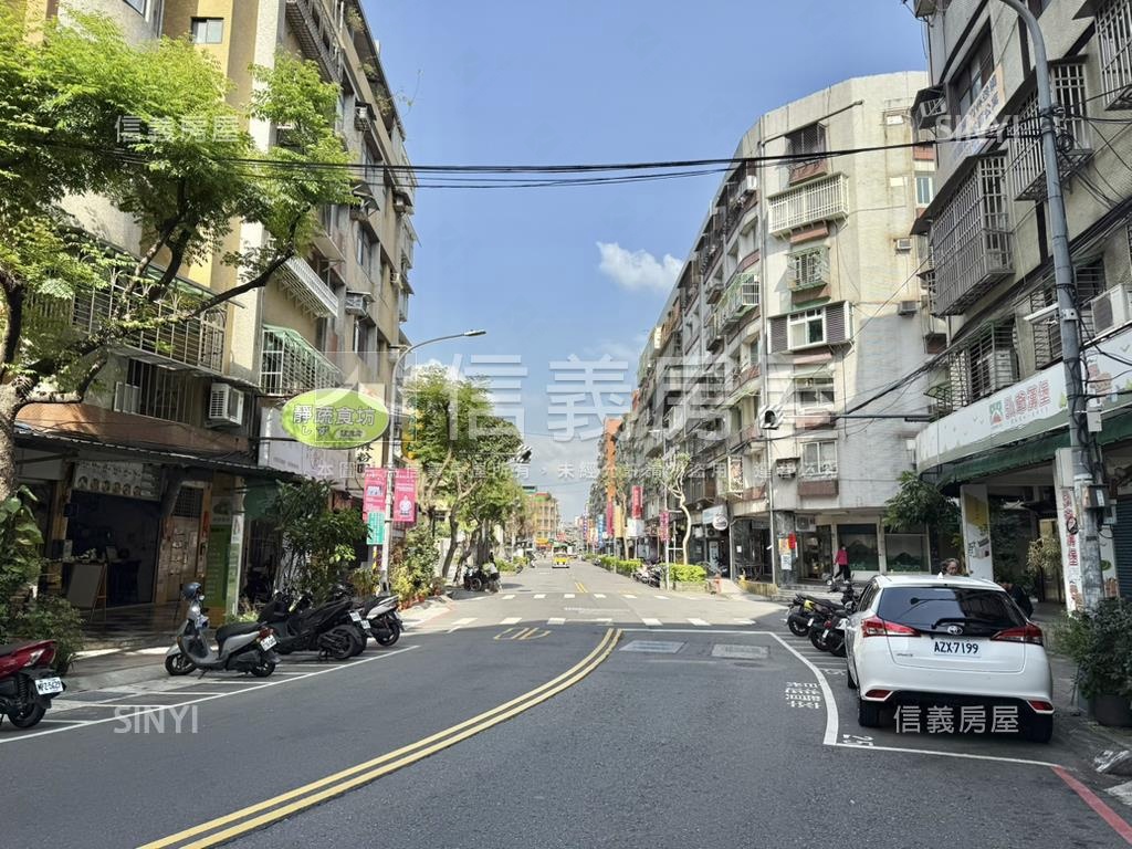 頂溪鄉村綠意華廈三房車位房屋室內格局與周邊環境