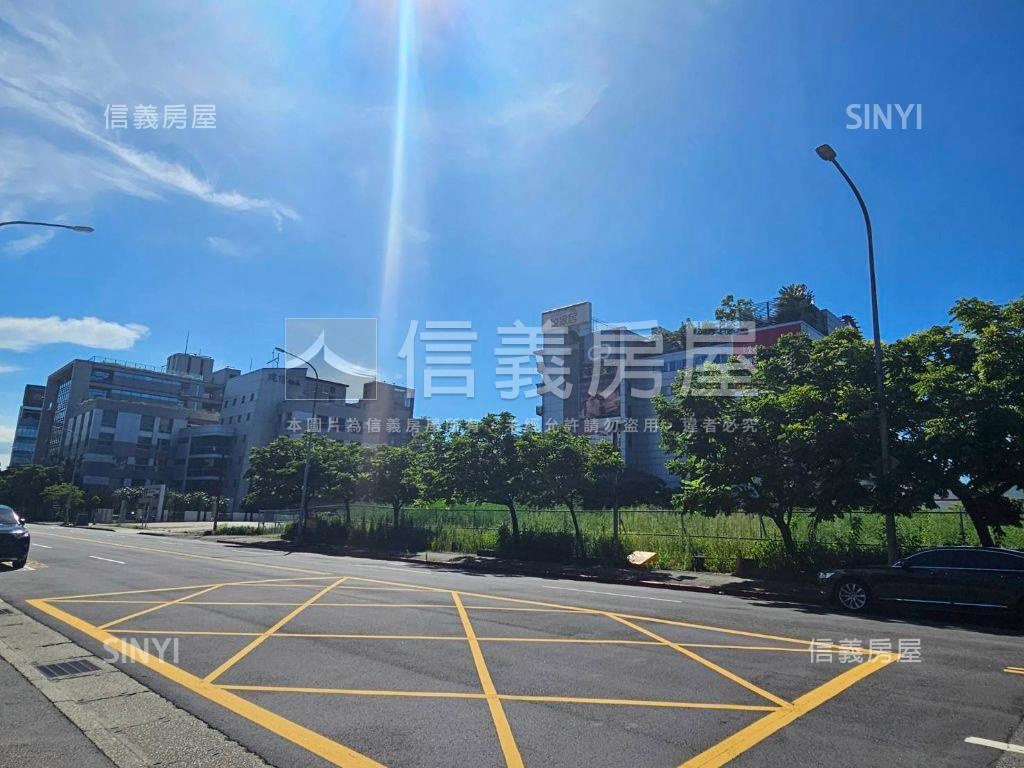 內科３４４坪企業總部土地房屋室內格局與周邊環境