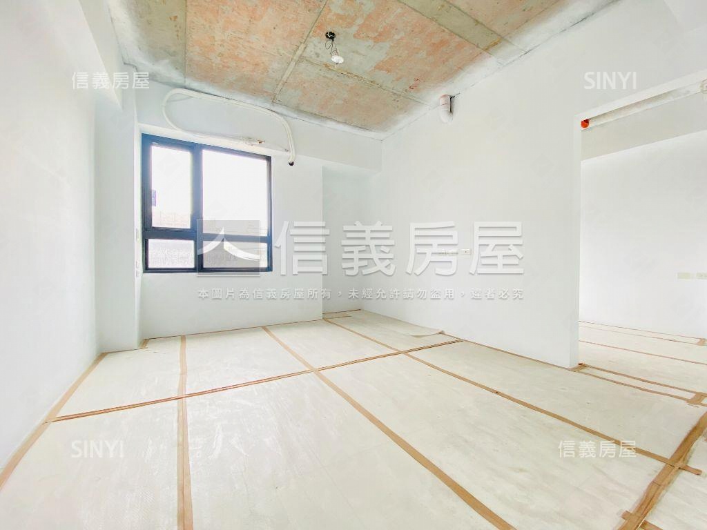 眺山景輕屋齡華廈優房屋室內格局與周邊環境