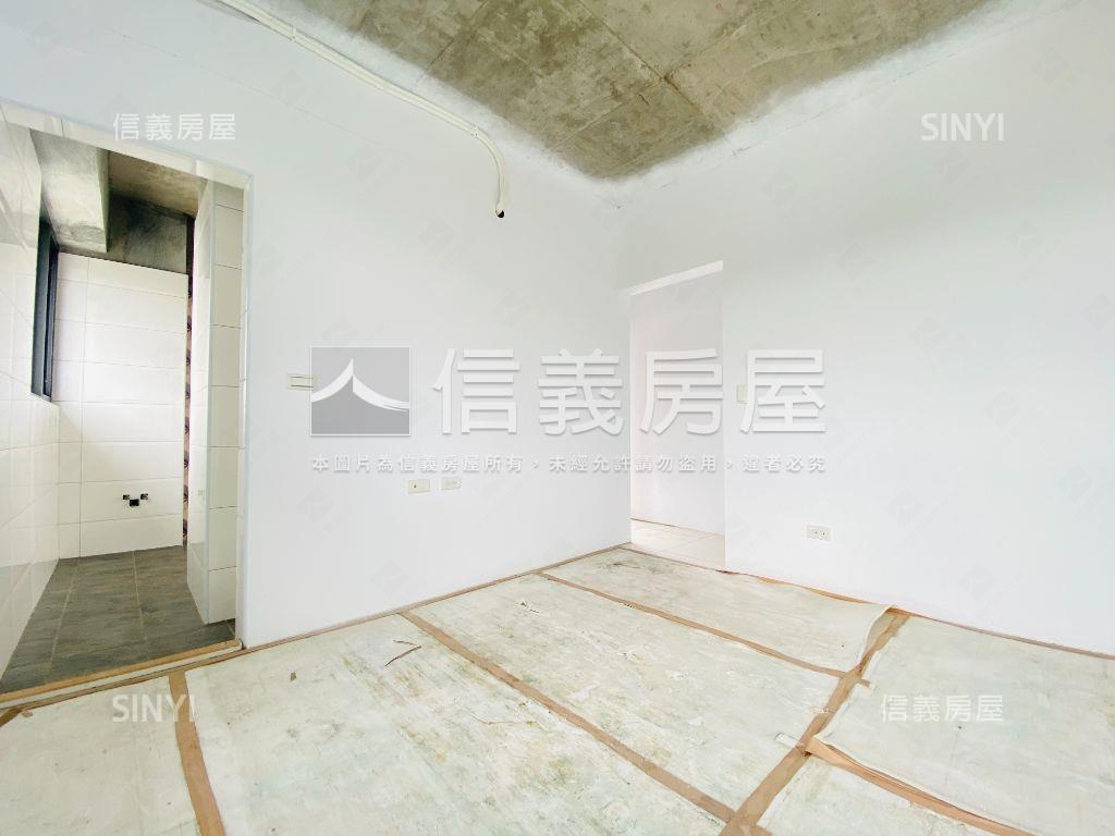 眺山景輕屋齡華廈優房屋室內格局與周邊環境