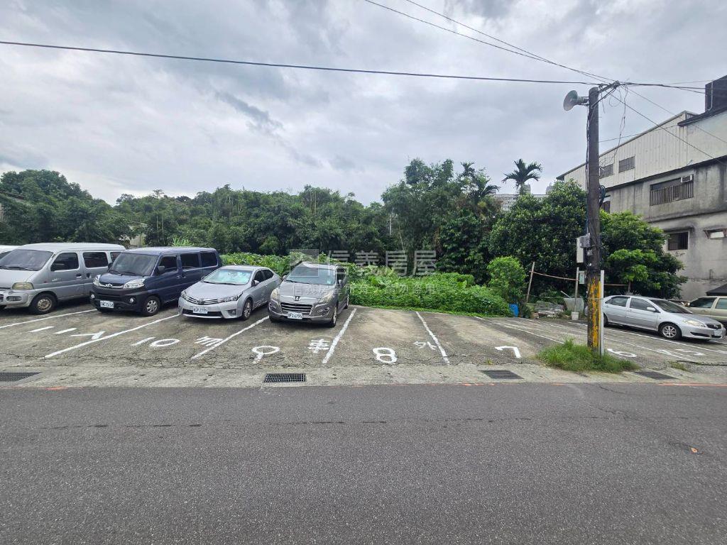 汐止精選商業用地房屋室內格局與周邊環境