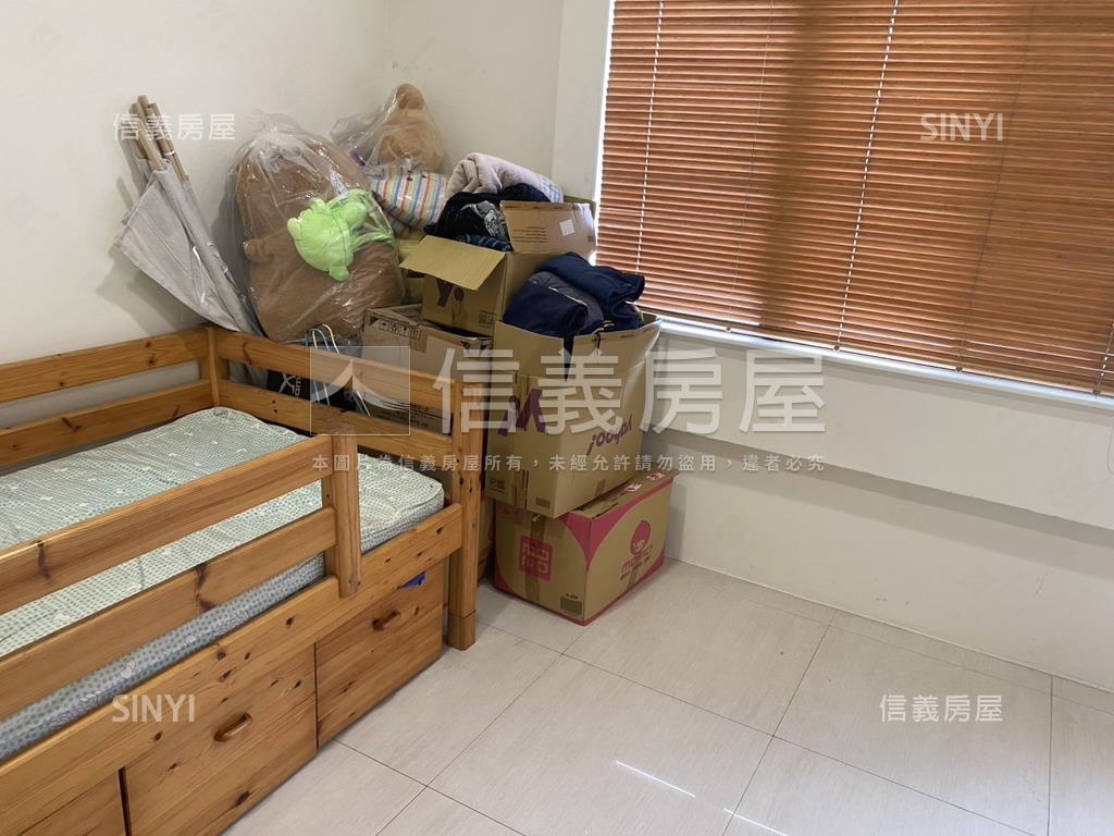 民生皇家精美採光邊間三房房屋室內格局與周邊環境