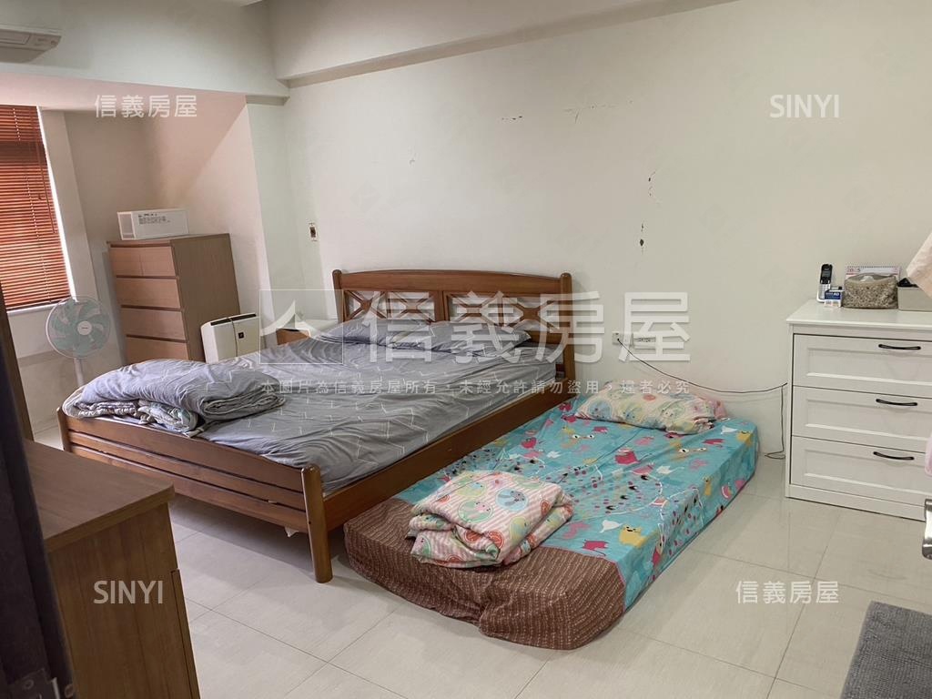 民生皇家精美採光邊間三房房屋室內格局與周邊環境