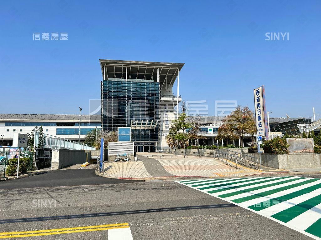 巨鼎頂樓視野平車房屋室內格局與周邊環境