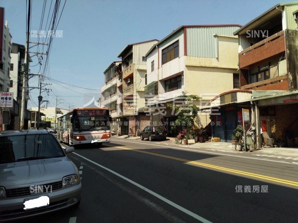 巨鼎頂樓視野平車房屋室內格局與周邊環境