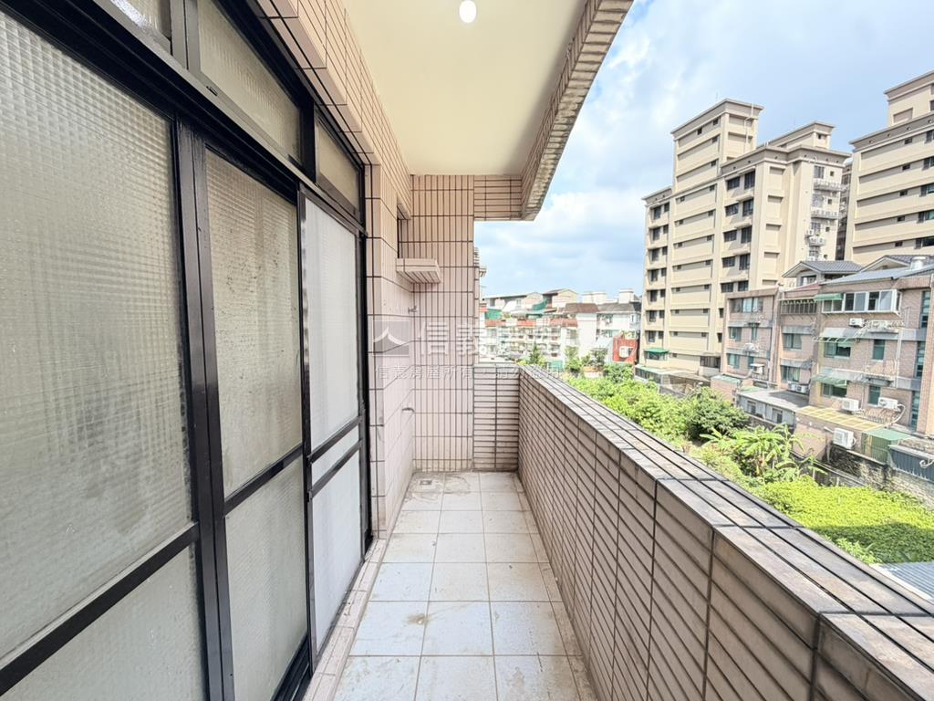 佳園路採光好美寓房屋室內格局與周邊環境