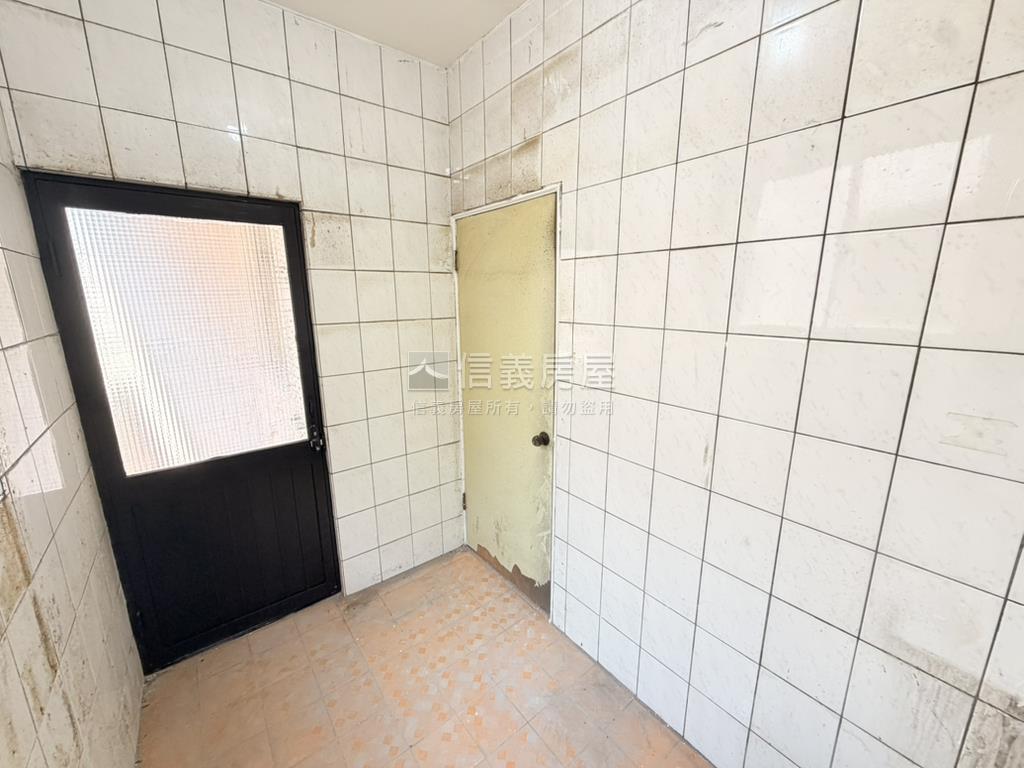 佳園路採光好美寓房屋室內格局與周邊環境