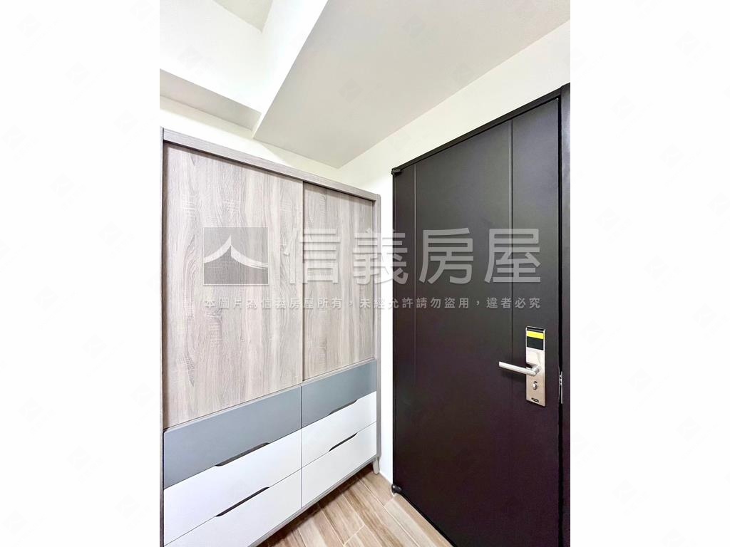 世紀行館高樓二房房屋室內格局與周邊環境