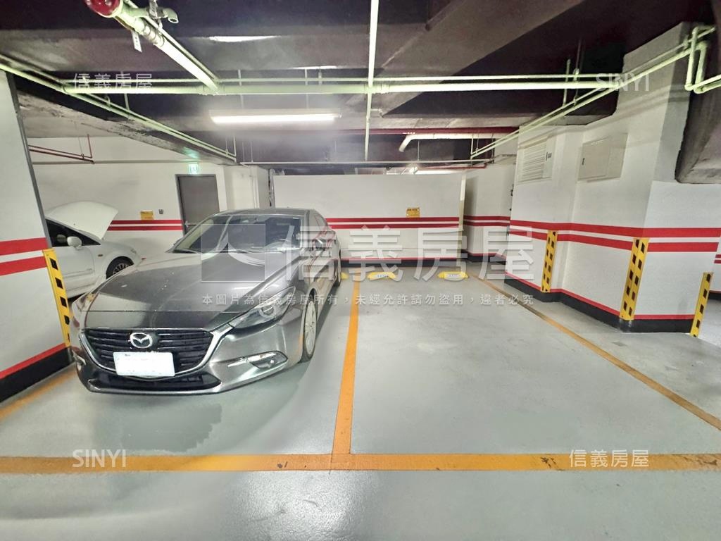 建義ＡＴＭ高樓平車房屋室內格局與周邊環境