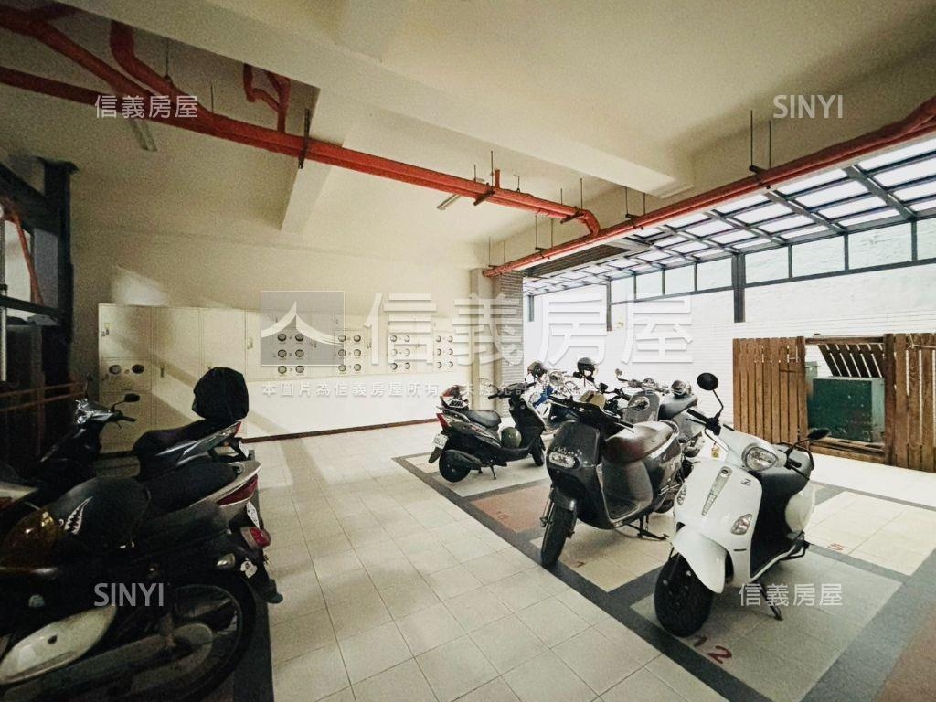 ㊝小王子★約８年｜三房車房屋室內格局與周邊環境