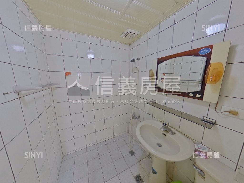 長億攬翠三房＋Ｂ１車位房屋室內格局與周邊環境