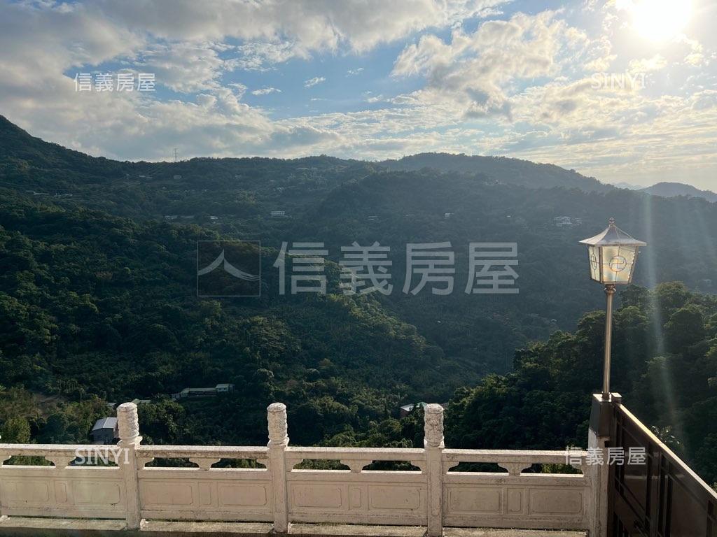 指南宮大雄寶殿旁風景地房屋室內格局與周邊環境