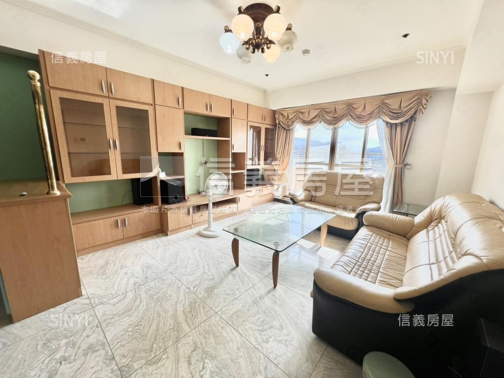 極景藍區高樓景觀宅房屋室內格局與周邊環境