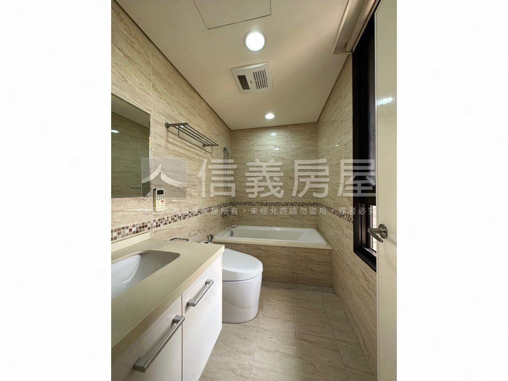 時代菁英三房平車房屋室內格局與周邊環境
