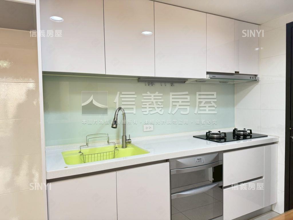 大櫻國採光美三房平車誠售房屋室內格局與周邊環境