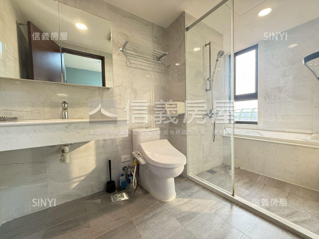 大櫻國採光美三房平車誠售房屋室內格局與周邊環境