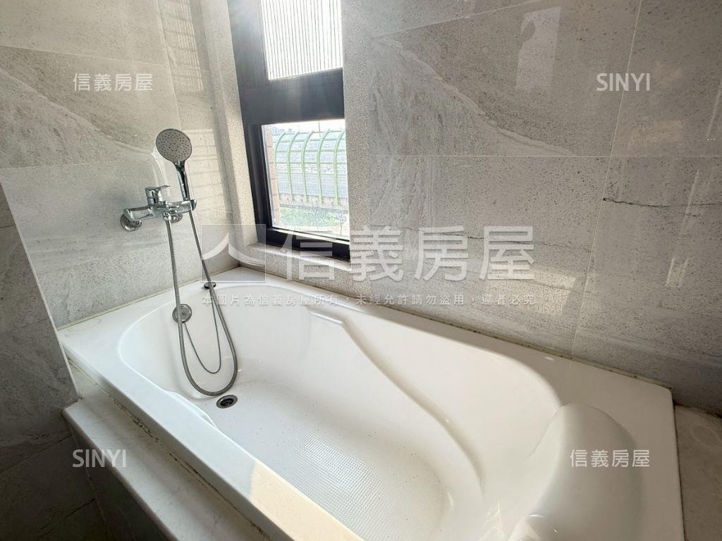 大櫻國採光美三房平車誠售房屋室內格局與周邊環境