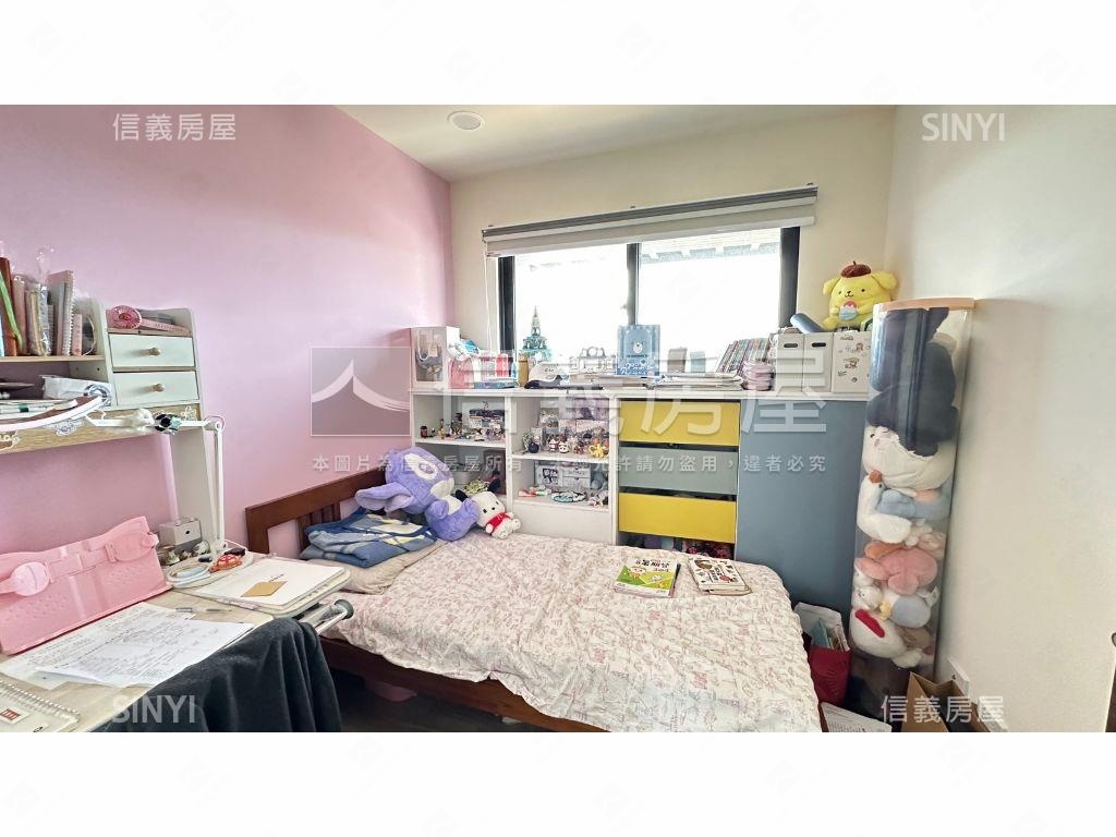先看博識三房平面車位房屋室內格局與周邊環境