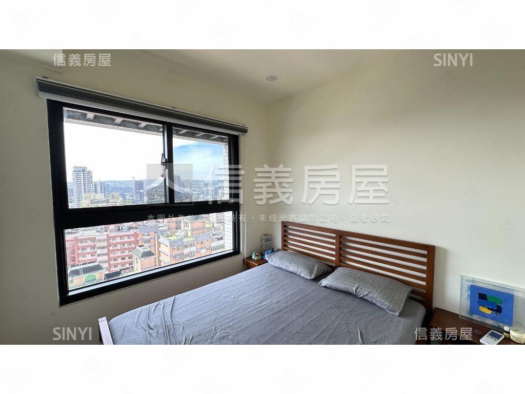 先看博識三房平面車位房屋室內格局與周邊環境