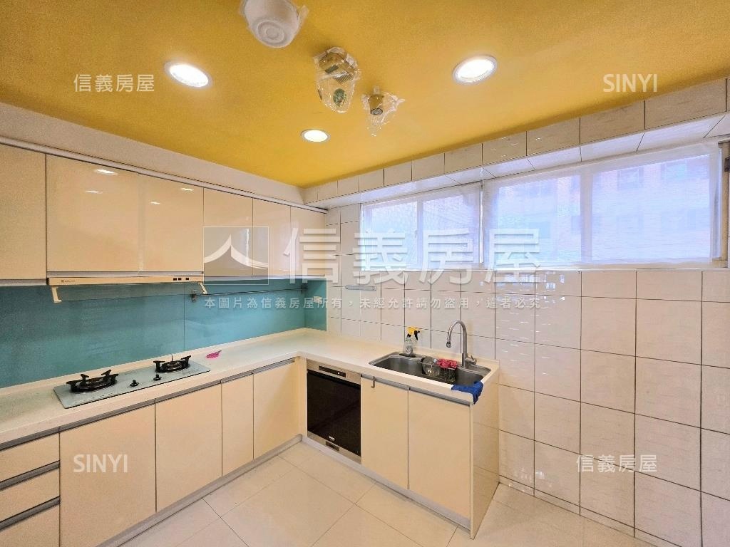大業國中學區三房視野戶房屋室內格局與周邊環境