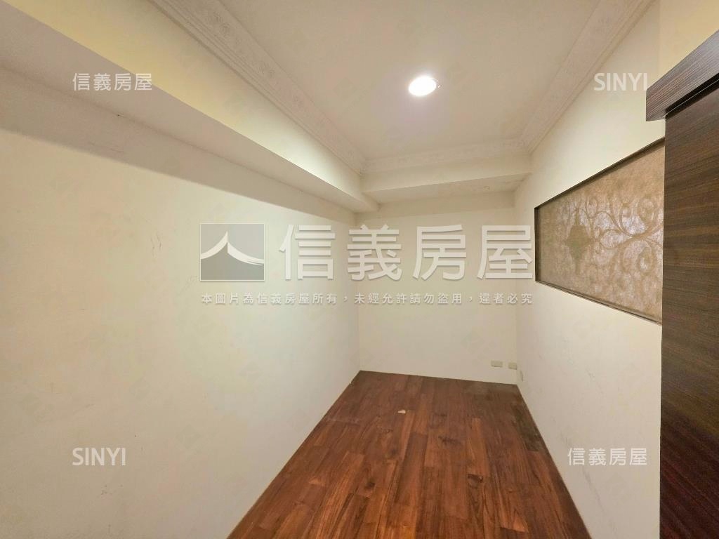大業國中學區三房視野戶房屋室內格局與周邊環境