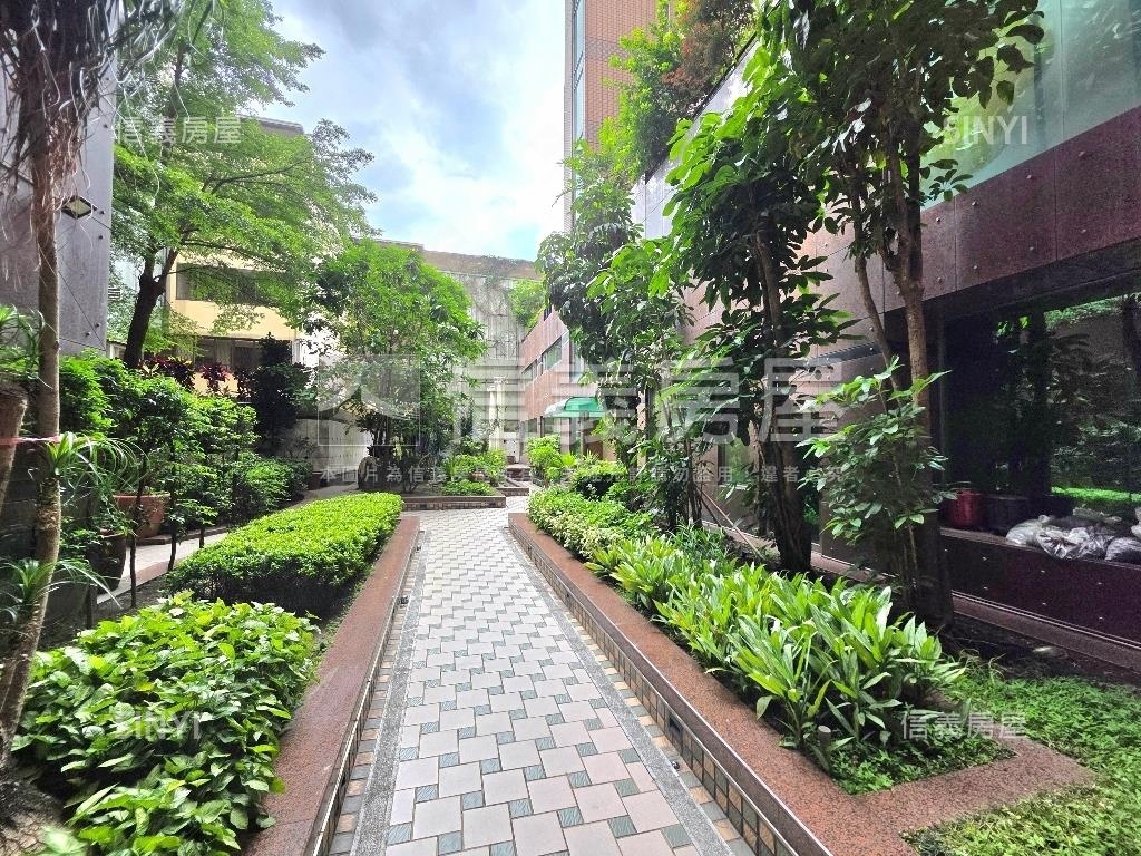 大業國中學區三房視野戶房屋室內格局與周邊環境