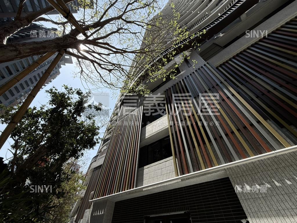 富旺天際高樓兩房平車房屋室內格局與周邊環境