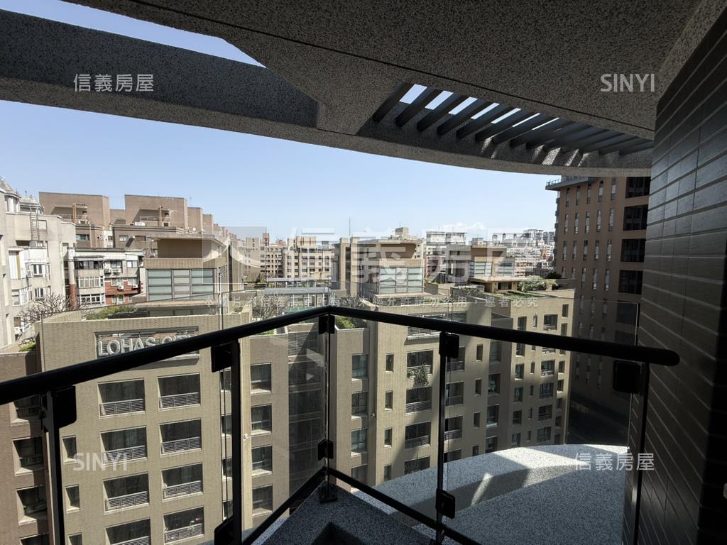 富旺天際高樓兩房平車房屋室內格局與周邊環境