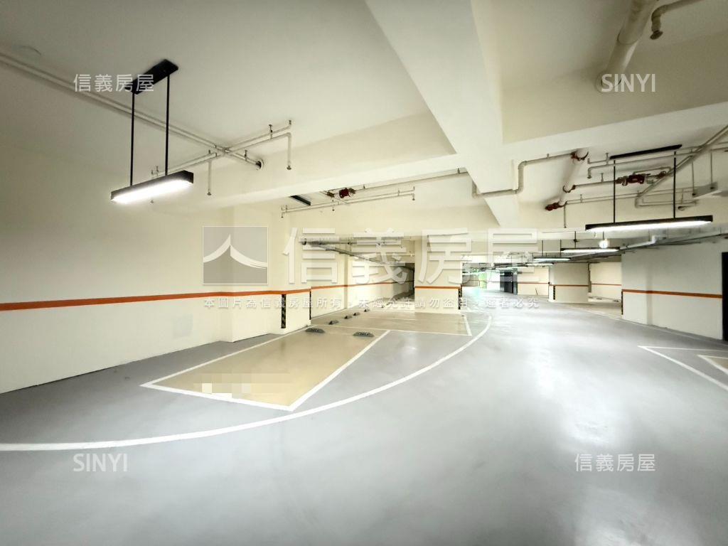 富旺天際高樓兩房平車房屋室內格局與周邊環境