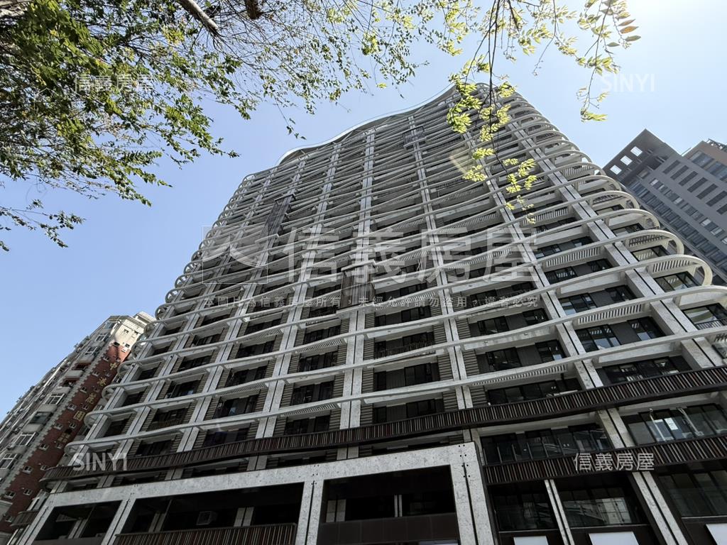 富旺天際高樓兩房平車房屋室內格局與周邊環境