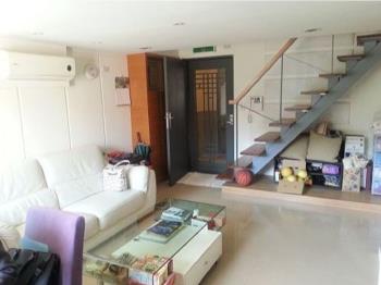 近捷運面公園有車位樓中樓